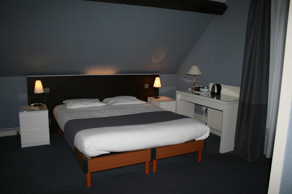 Le Troncais Hotel Saint-Bonnet-Troncais ห้อง รูปภาพ