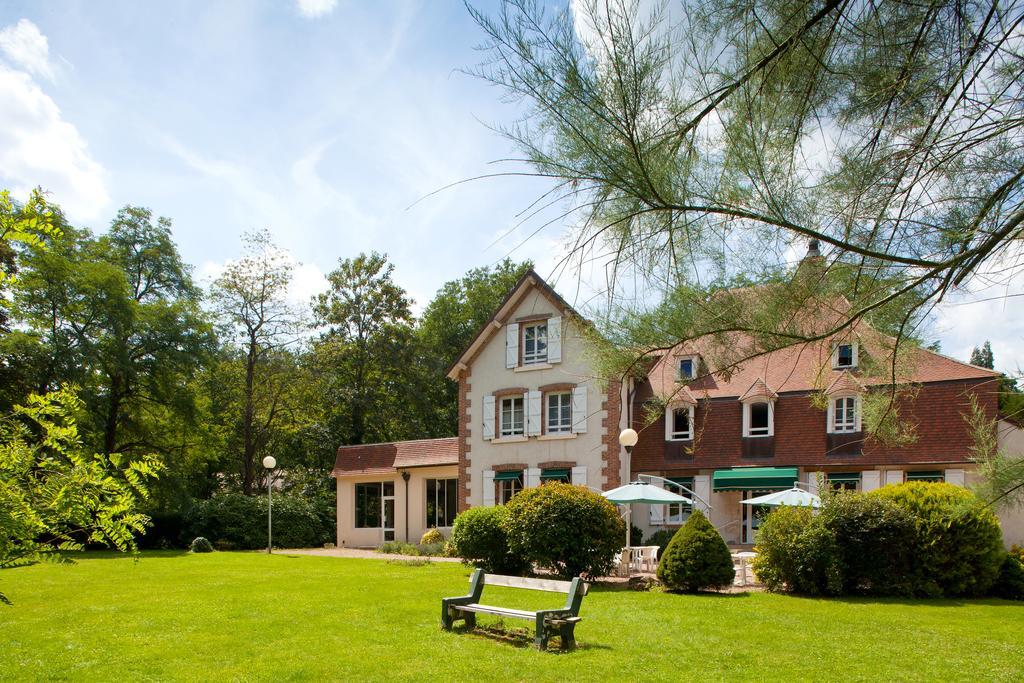 Le Troncais Hotel Saint-Bonnet-Troncais ภายนอก รูปภาพ