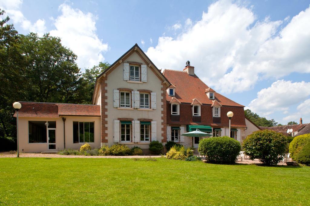 Le Troncais Hotel Saint-Bonnet-Troncais ภายนอก รูปภาพ